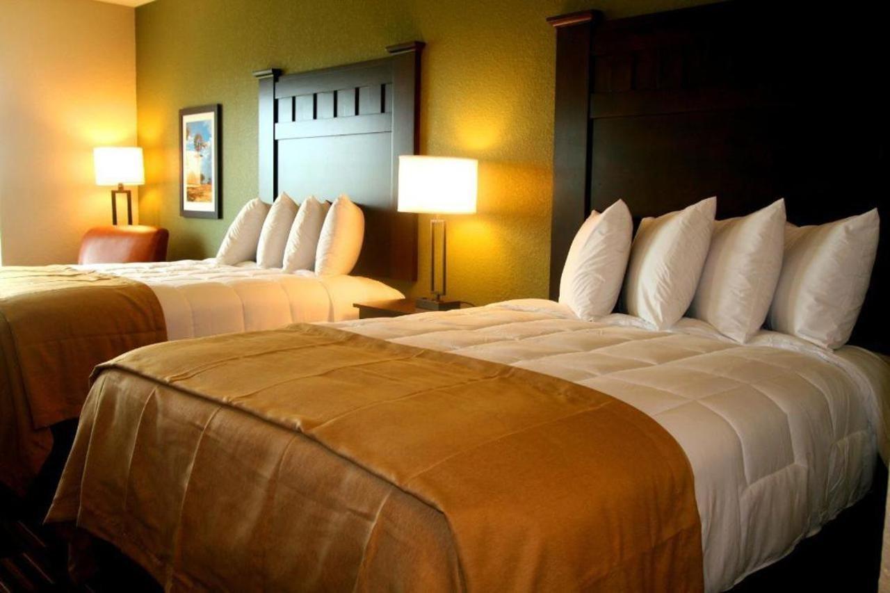 Comfort Inn & Suites Beeville Екстер'єр фото